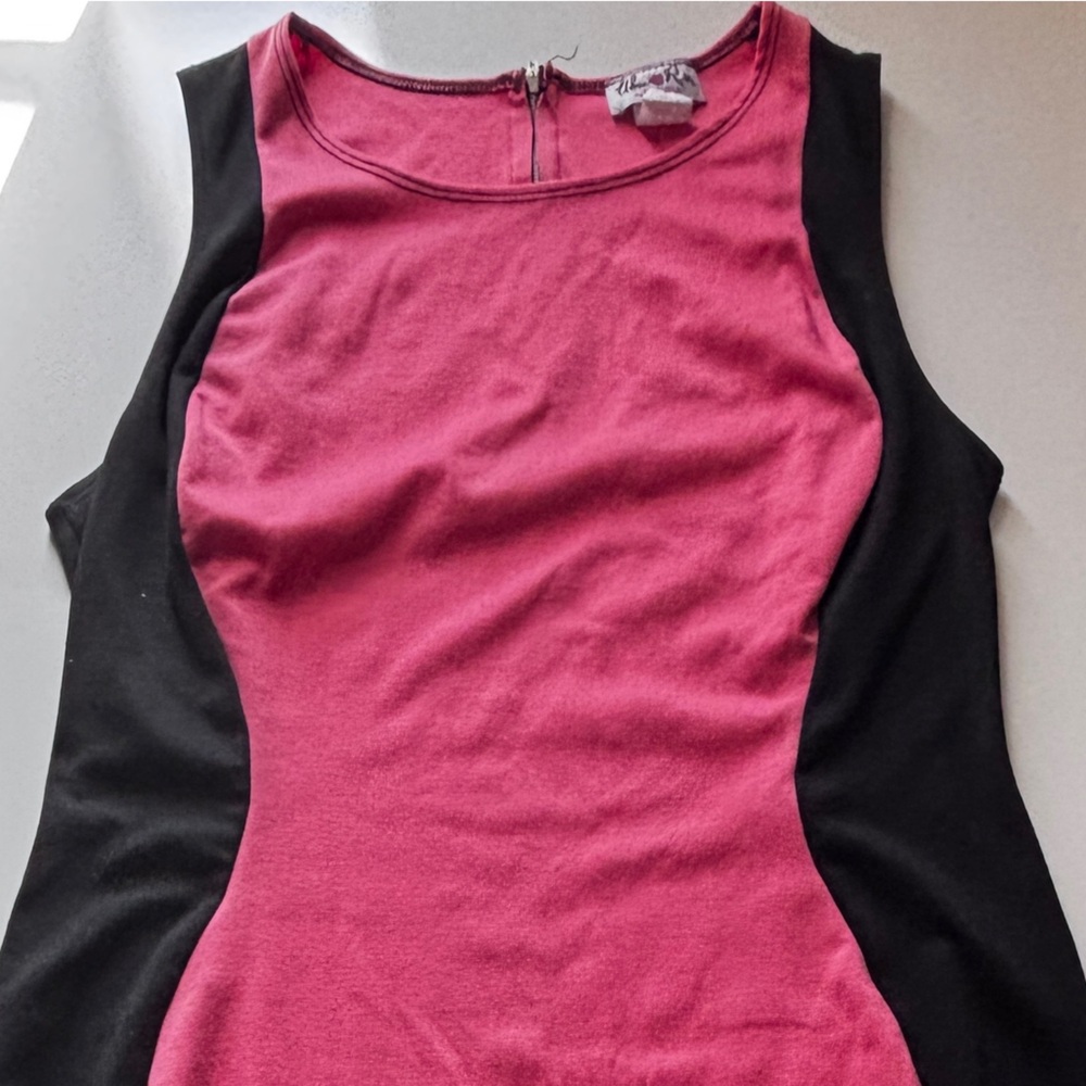 URBAN ROSE DRESS - Picture 2 of 12